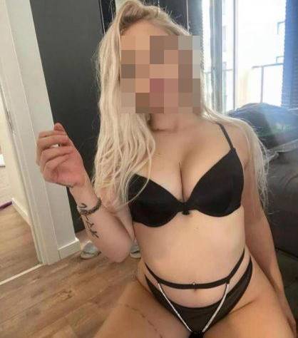 Şirinevler Escort Bayan Pınarla Alev Alev Aşk